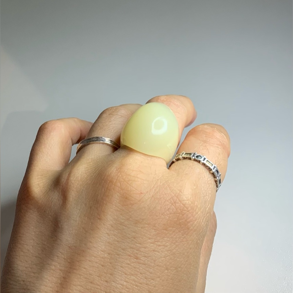 NEW Vintage cocktail ring “white jade” ingot